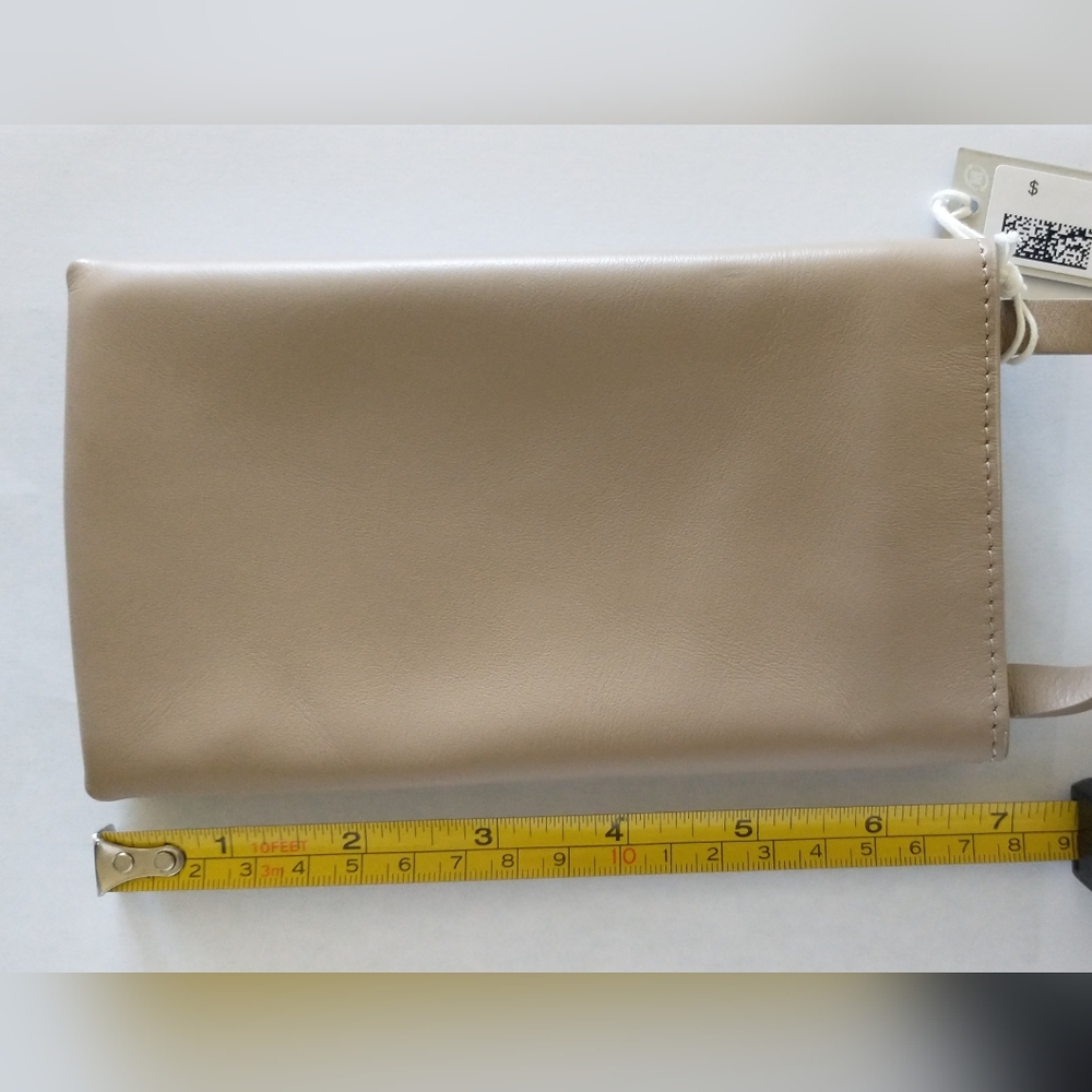 COS Leather Crossbody Bag - Picture 4 of 11